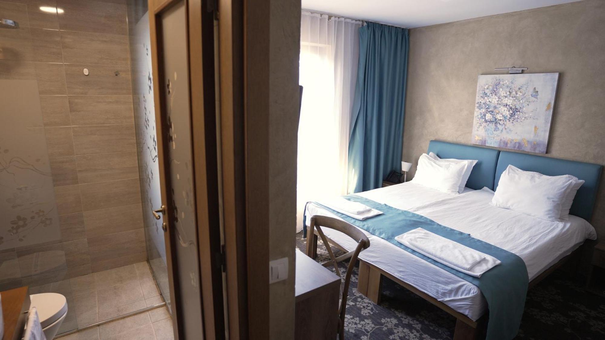 Garni Hotel Chicha - Winery Skrbic Belgrade Extérieur photo