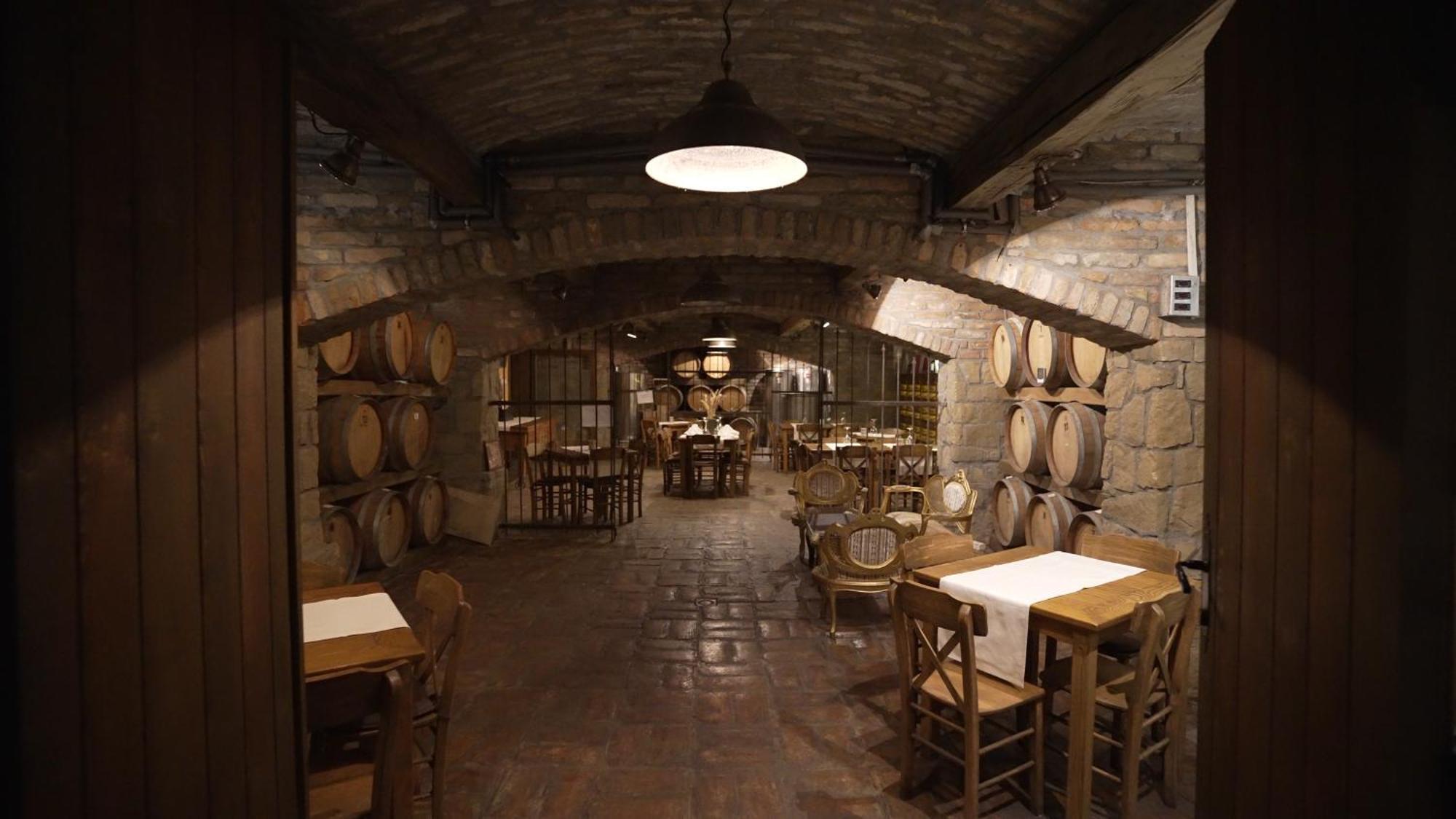 Garni Hotel Chicha - Winery Skrbic Belgrade Extérieur photo